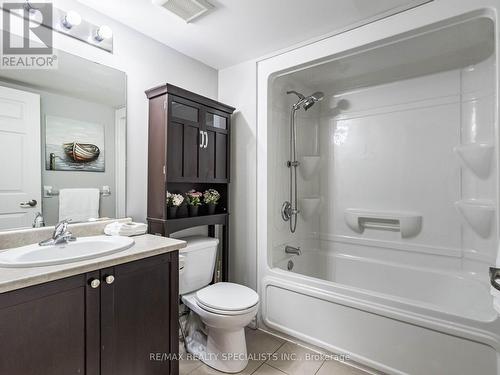 408 - 1380 Main Street E, Milton, ON - Indoor Photo Showing Bathroom