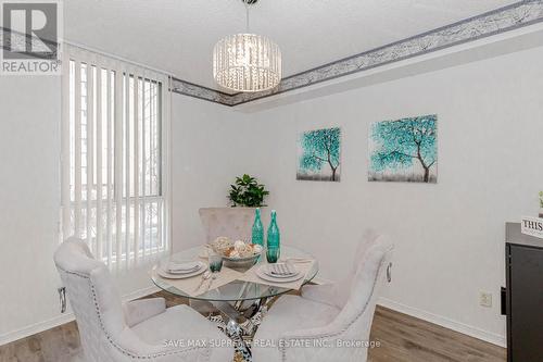 211 - 145 Hillcrest Avenue, Mississauga, ON - Indoor Photo Showing Dining Room
