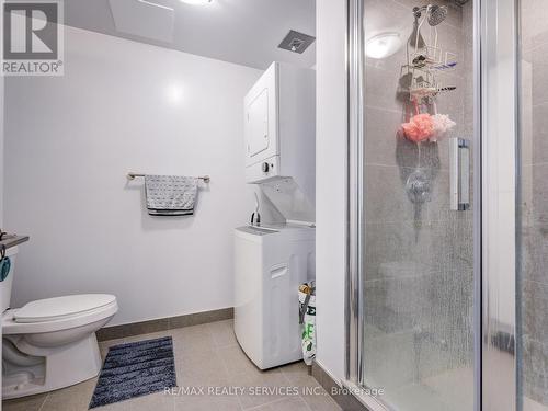 2303 - 2550 Simcoe Street N, Oshawa, ON - Indoor Photo Showing Bathroom