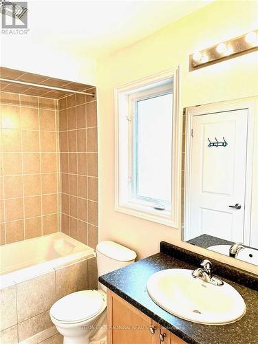 47 Township Avenue, Richmond Hill, ON - Indoor Photo Showing Bathroom