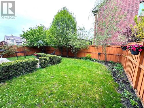 47 Township Avenue, Richmond Hill, ON - Outdoor With Backyard