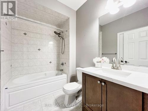 45 Port Royal Avenue, Vaughan, ON - Indoor Photo Showing Bathroom