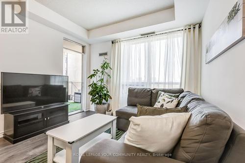 #604 -133 Wynford Dr, Toronto, ON - Indoor Photo Showing Living Room