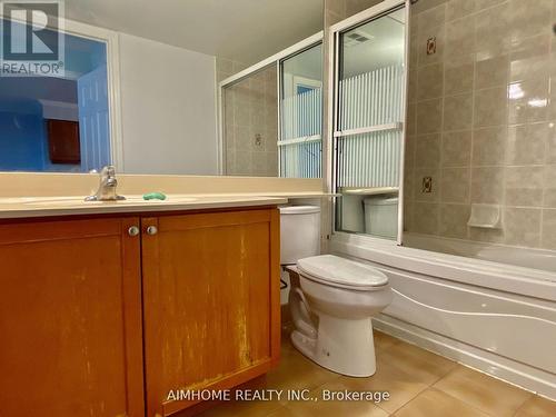 1019 - 80 Harrison Garden Boulevard, Toronto, ON - Indoor Photo Showing Bathroom