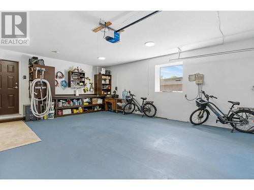 2663 Paula Road, West Kelowna, BC - Indoor Photo Showing Garage