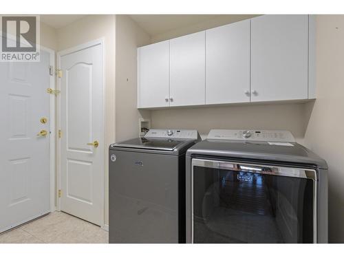 680 Valley Road Unit# 83, Kelowna, BC - Indoor Photo Showing Laundry Room
