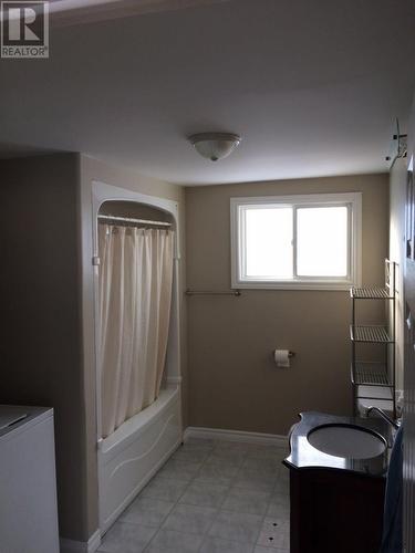77 Essa Ave|South Porcupine, Timmins, ON - Indoor Photo Showing Bathroom