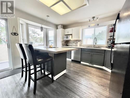 1634 Carmi Avenue Unit# 149, Penticton, BC - Indoor Photo Showing Kitchen With Upgraded Kitchen