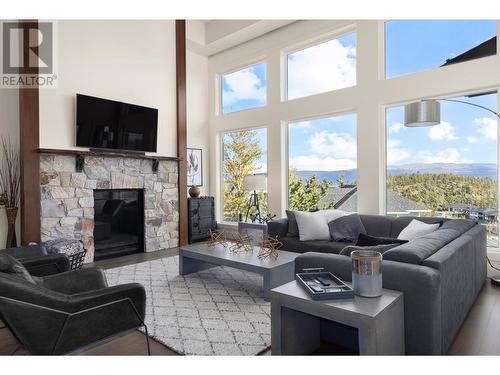 168 Skyland Drive, Kelowna, BC - Indoor Photo Showing Living Room With Fireplace