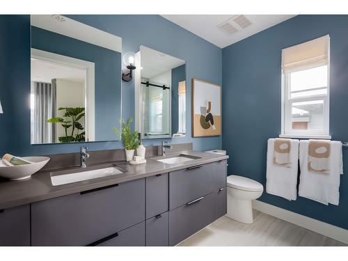 104 30530 Cardinal Avenue, Abbotsford, BC - Indoor Photo Showing Bathroom