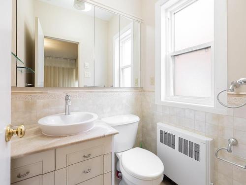 Ensuite bathroom - 889  - 893 Boul. Alexis-Nihon, Montréal (Saint-Laurent), QC - Indoor Photo Showing Bathroom