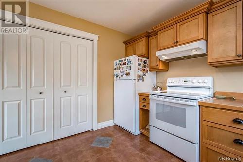 61 Curry Road, Barnesville, NB - Indoor Photo Showing Kitchen