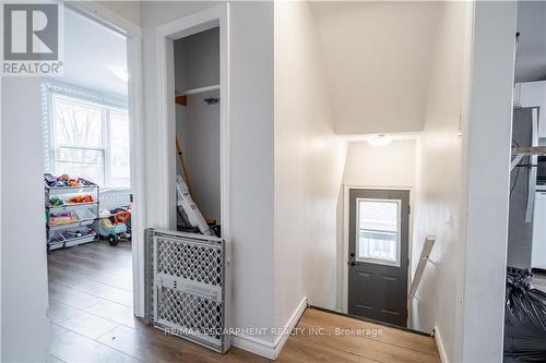 301 Wallace Avenue S, Welland, ON - Indoor Photo Showing Other Room