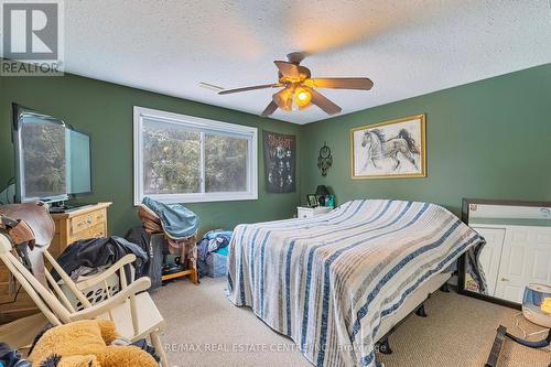 344 Pineview Gardens, Shelburne, ON - Indoor Photo Showing Bedroom