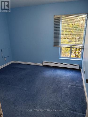 37 Bond Street S, Hamilton (Dundas), ON - Indoor Photo Showing Other Room