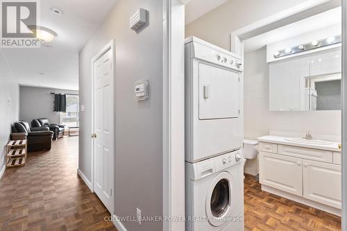 354 Cheapside Street, London, ON - Indoor Photo Showing Laundry Room