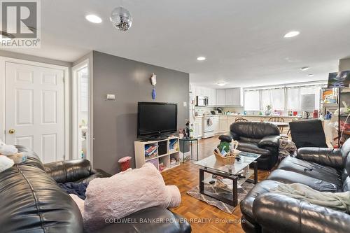 354 Cheapside Street, London, ON - Indoor Photo Showing Living Room