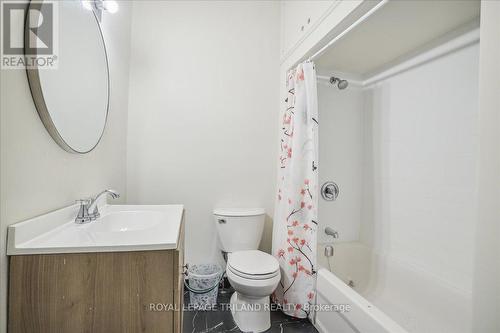 85 Kent Street N, Norfolk, ON - Indoor Photo Showing Bathroom