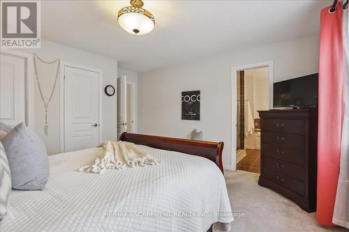 77 Sadielou Boulevard, Hamilton, ON - Indoor Photo Showing Bedroom