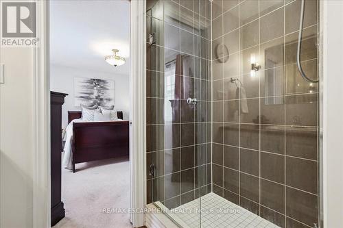 77 Sadielou Boulevard, Hamilton, ON - Indoor Photo Showing Bathroom