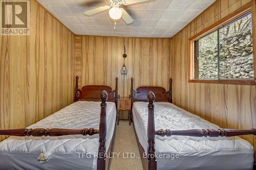 1097 Corylus Lane, Dysart Et Al, ON - Indoor Photo Showing Bedroom