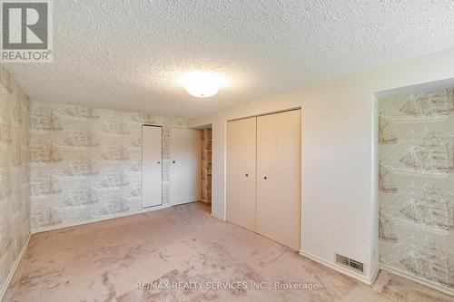 15 Pine Tree Crescent, Brampton, ON - Indoor Photo Showing Other Room