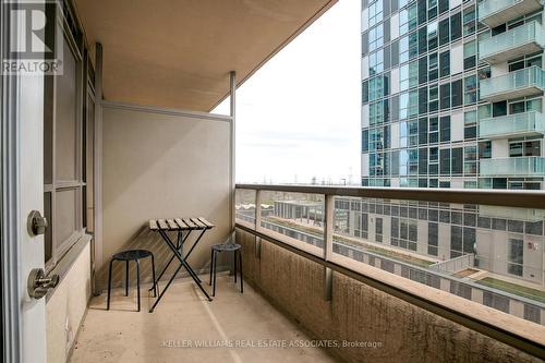 716 - 5233 Dundas Street W, Toronto, ON - Outdoor With Balcony With Exterior