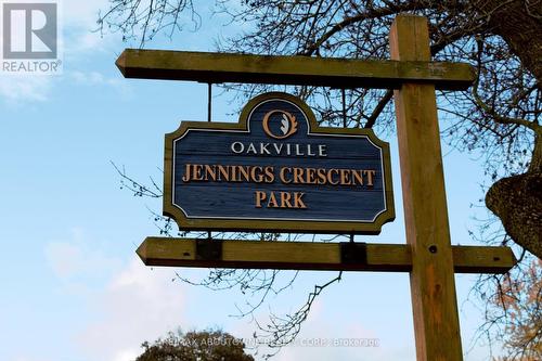 251 Jennings Crescent, Oakville, ON - 
