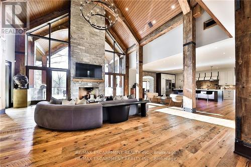 1300 Oak Lane, Mississauga, ON - Indoor With Fireplace