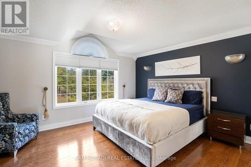 10 Stonehart Street, Caledon, ON - Indoor Photo Showing Bedroom