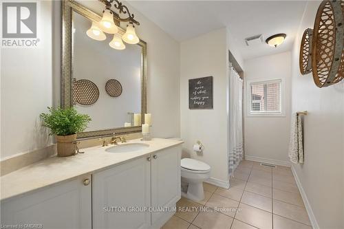 2485 Whitehorn Drive, Burlington, ON - Indoor Photo Showing Bathroom