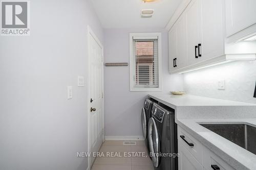203 Holmes Crescent, Milton, ON - Indoor Photo Showing Laundry Room