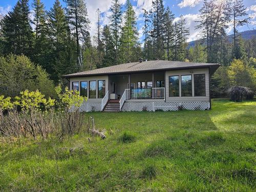 1283 Riondel Rd, Riondel, BC - Outdoor With Deck Patio Veranda