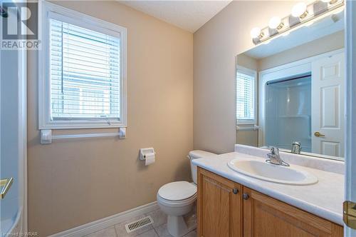 451 Trembling Aspen Avenue, Waterloo, ON - Indoor Photo Showing Bathroom