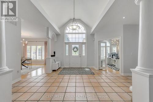 4 Maplehyrn Avenue, East Gwillimbury, ON - Indoor Photo Showing Other Room