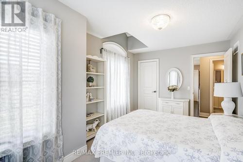 1 Sibella Way, Vaughan, ON - Indoor Photo Showing Bedroom