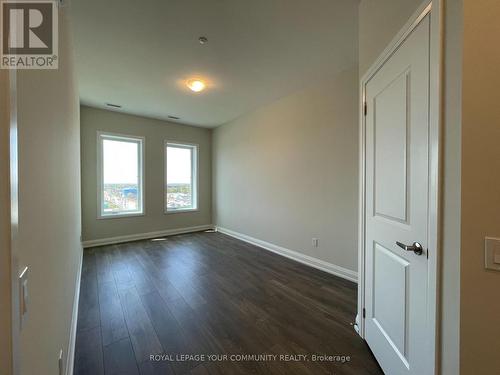#803 -5917 Main St, Whitchurch-Stouffville, ON - Indoor Photo Showing Other Room