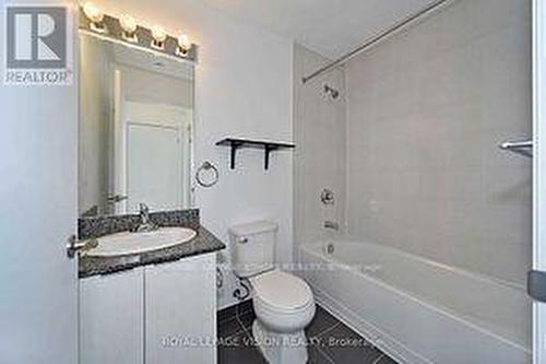 2409 - 2910 Highway 7, Vaughan, ON - Indoor Photo Showing Bathroom