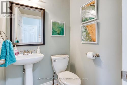 2190 Woodglen Crescent, Burlington, ON - Indoor Photo Showing Bathroom