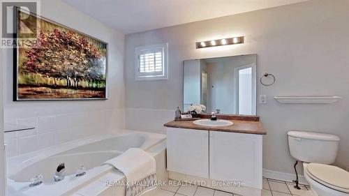 77 Silverdart Crescent, Richmond Hill, ON - Indoor Photo Showing Bathroom