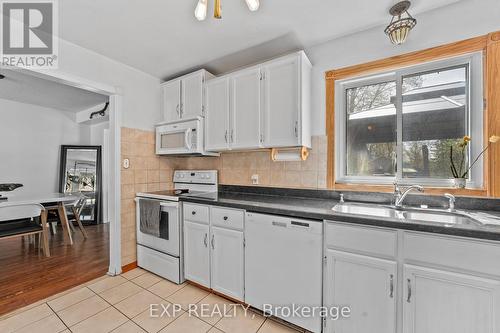 150 Cooks Bay Drive, Georgina, ON - Indoor Photo Showing Kitchen With Double Sink