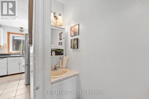 150 Cooks Bay Drive, Georgina, ON -  Photo Showing Bathroom