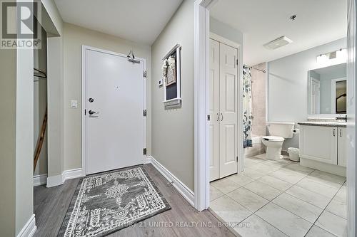 315 - 21 Brookhouse Drive, Clarington, ON - Indoor Photo Showing Bathroom