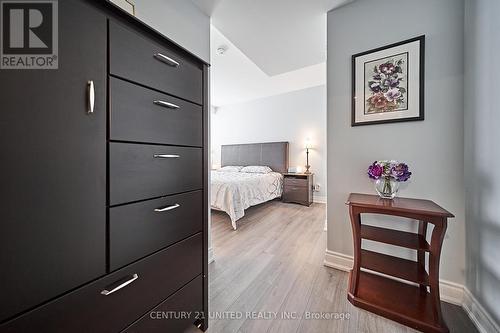 315 - 21 Brookhouse Drive, Clarington, ON - Indoor Photo Showing Bedroom