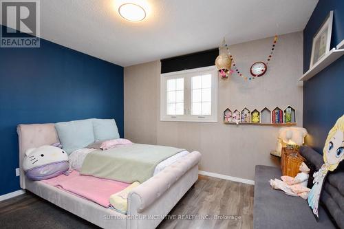62 Garden Drive, Barrie, ON - Indoor Photo Showing Bedroom