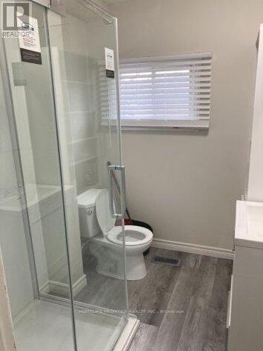 23 Elgin Street, Orillia, ON - Indoor Photo Showing Bathroom