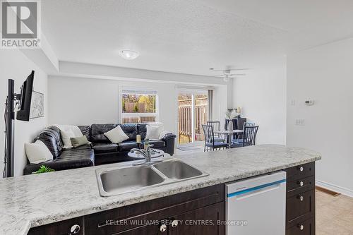 125 James Street E, Orillia, ON - Indoor Photo Showing Kitchen With Double Sink
