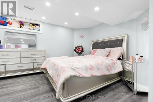 22 Higham Place, Clarington, ON - Indoor Photo Showing Bedroom