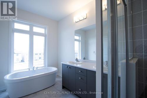 1055 Cameo Street, Pickering, ON - Indoor Photo Showing Bathroom