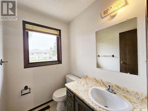 1282 111Th Street, North Battleford, SK - Indoor Photo Showing Bathroom